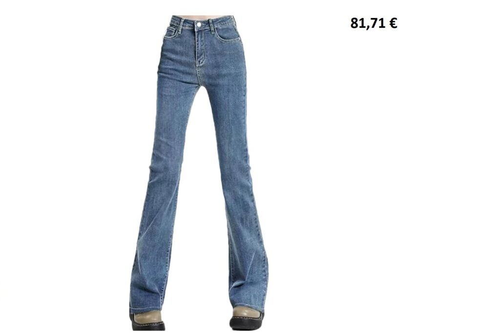 Femme portant un jean taille haute coupe évasée avec un haut noir moulant.