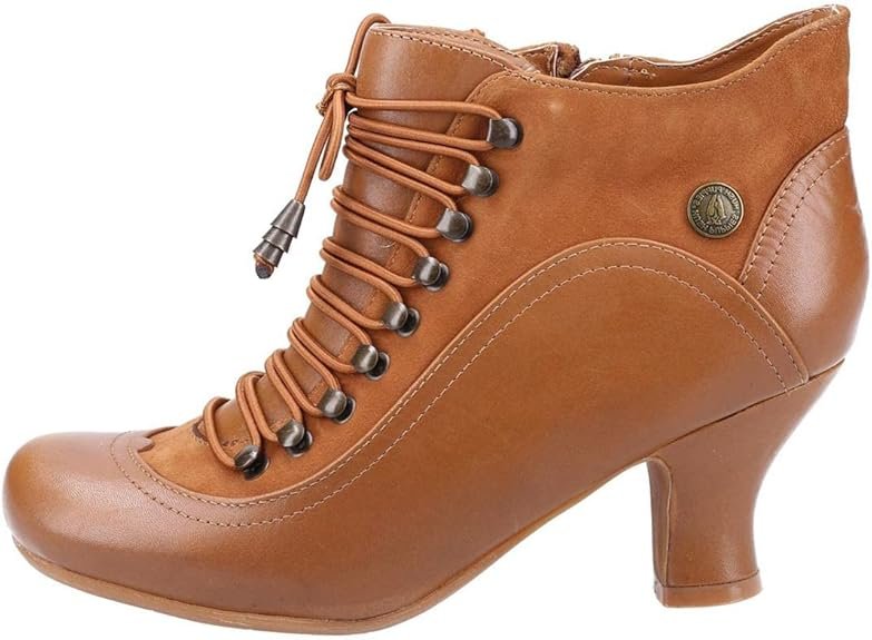 Bottines vintage femme camel à talon haut et laçage corset.