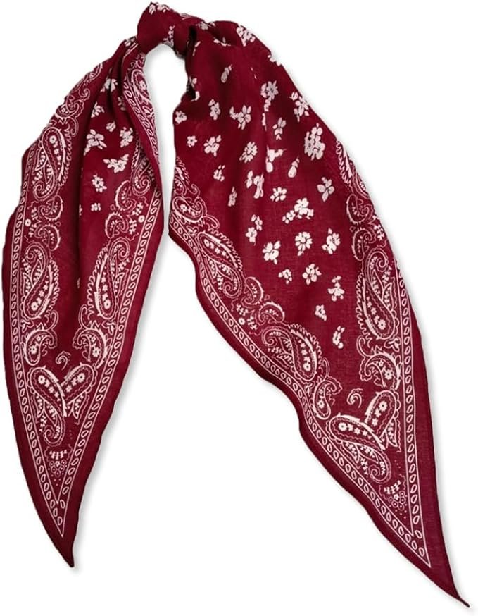 Bandana vintage rouge à motif cachemire blanc, vendu 19,99 €.