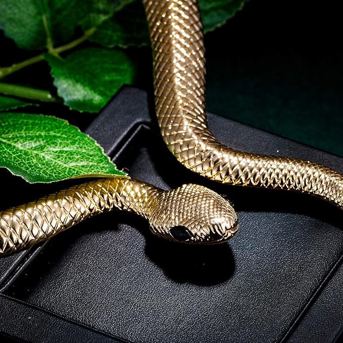 Collier doré serpent style vintage rétro